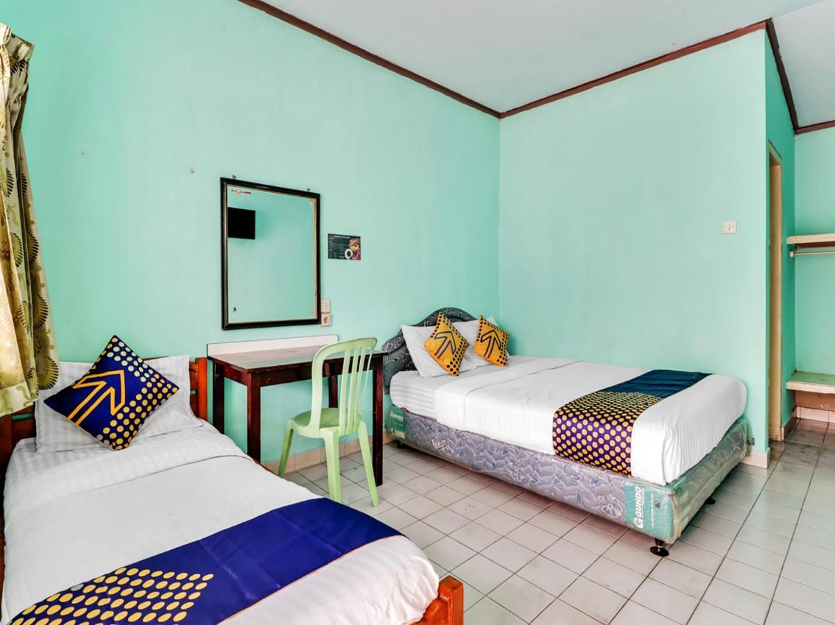 Spot On 90003 Villa Tawang Cianjur Εξωτερικό φωτογραφία